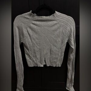 Garage women’s cropped long sleeve front slit